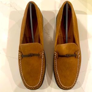 TB Phelps. Traditions Lace Bit Dirty Buck. Size 11. NWT